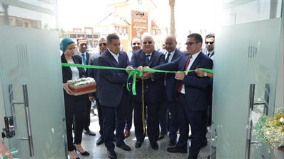 محافظ السويس يستقبل قيادات البنك الزراعي المصري