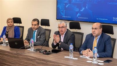 اقتصادية قناة السويس تلتقي وفدًا من الشركات المجرية لمناقشة سبل تعزيز الاستثمار 