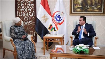 وزير الصحة يلتقي نائب وزير صحة دولة مالاوي لبحث التعاون المشترك