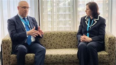 وزير الإسكان يبحث مع نظيرته التونسية سبل التعاون في قطاع المقاولات