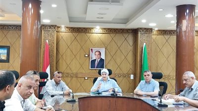 مدير تعليم القليوبية تطمئن على استعدادات امتحانات الثانوية العامة 