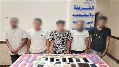 ضبط عصابة خطيرة قبل ترويج صفقة حشيش وأقراص مخدرة في بولاق