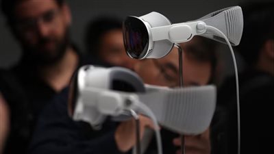 صدام جديد بين آبل وميتا فيرزا