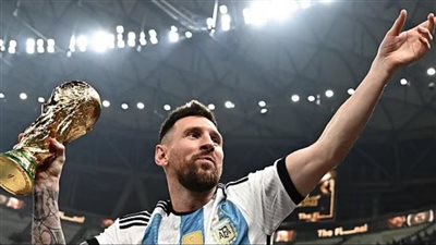 ميسي أم رونالدو.. العلم يحسم أفضل لاعب كرة قدم في العالم 