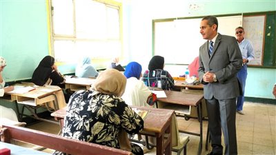 مع أول يوم لامتحانات الثانوية.. تفاصيل توجيهات محافظ الغربية لرؤساء الوحدات المحلية
