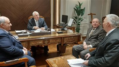 القصير يتابع الموقف التنفيذي والحصر التصنيفي لمشروعات هيئة التعمير والتنمية الزراعية