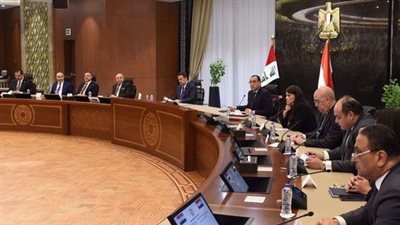 رئيسا وزراء مصر والعراق يفتتحان فعاليات منتدى رجال الأعمال المصري العراقي