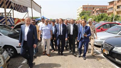 محافظ المنوفية يتفقد سوق السيارات الجديد لمتابعة منظومة العمل فى أسبوعه الثانى