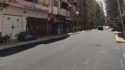 محافظ بورسعيد: استمرار أعمال الرصف بالطبقة الأسفلتية السطحية بشارع المشير طنطاوي