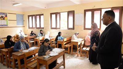 محافظ الدقهلية يتفقد لجان امتحان اللغة العربية للثانوية العامة