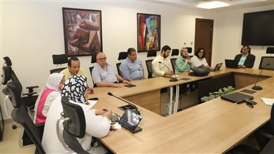 وزارة العمل تبحث تطوير مناهج التدريب على 9 مهن وربطها بسوق العمل