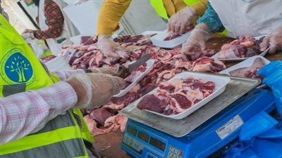 توزيع 12 ألف كيلو لحوم على الأسر الأولى بالرعاية فى الدقهلية