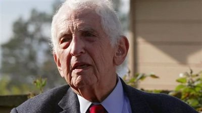 بعد وفاته.. أسرار دانيال إلسبيرج مسرب وثائق البنتاجون عن حرب فيتنام