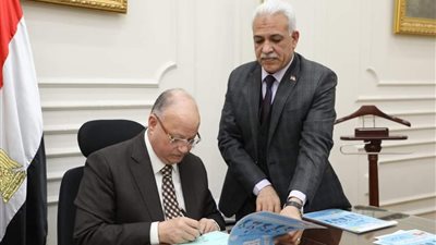 محافظ القاهرة يعتمد تنسيق القبول بالثانوي العام
