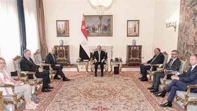 تفاصيل اجتماع الرئيس مع چوزيب بوريل بحضور وزير الخارجية