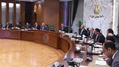 رئيس الوزراء يتابع جهود دفع الحركة السياحية في طابا ونويبع