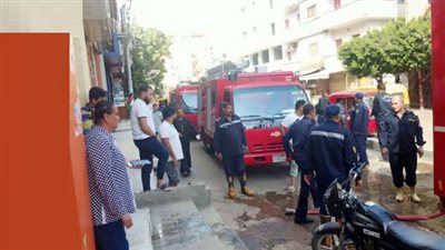 تكييف يتسبب في اندلاع حريق هائل بعمارات الأوقاف بسوهاج