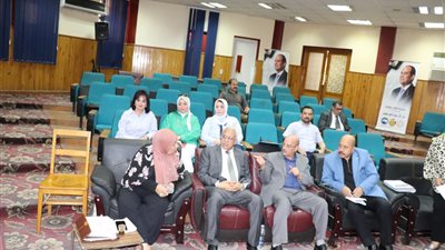 غرفة عمليات القاهرة تتابع امتحان اللغة الثانية 