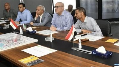 وزير الإسكان يعقد اجتماعا بمنطقة الأبراج الشاطئية بـ العلمين الجديدة لمتابعة تنفيذ المشروعات المختلفة