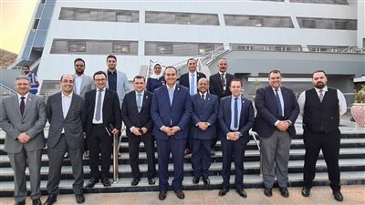 رئيس الرعاية الصحية يستقبل وفد رجال الأعمال والمستثمرين الوطنيين بجنوب سيناء