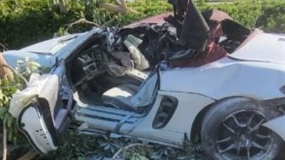حادث مروع لفنانة ووفاة رفيقها داخل سيارة أحدث موديل