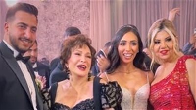 لقطات جديدة من حفل زفاف ابنة خالد صلاح (صور)