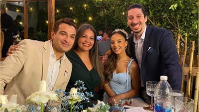 مريم الخشت تحتفل بخطبتها (صور)