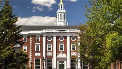 جامعة هارفارد تستعين بتقنيات الذكاء الاصطناعي للتدريس لطلابها العام المقبل