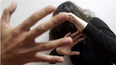 حقيقة تعرض فتاة للتعذيب على يد والدها وامرأته الثانية بالقاهرة