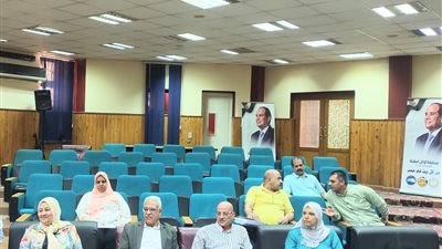 غرفة عمليات القاهرة تتابع سير امتحاني الفيزياء والتاريخ لـ100048 طالبا وطالبة 