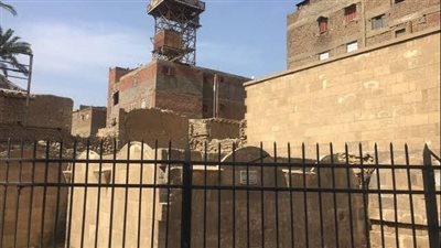 تفاصيل سرقة معدات التشجير من داخل مقابر المنشية 