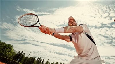 أكثر الإصابات شيوعًا التي يمكن أن تتعرض لها بسبب التنس