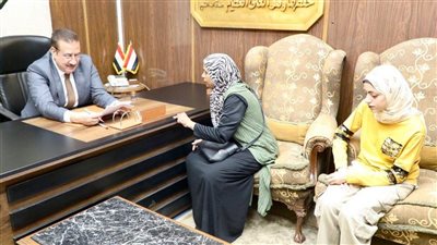 محافظ المنوفية يبحث شكاوى المواطنين ويتخذ إجراءات عاجلة.. اعرف التفاصيل 