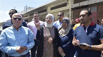 محافظ بورسعيد يتابع تطوير المرحلة الثانية من منطقة فاطمة الزهراء بالضواحى