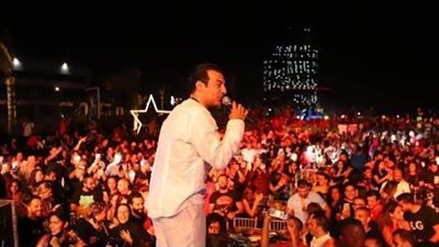 هل أحيا إيهاب توفيق حفلًا غنائيًا في نفس يوم وفاة صديقه علاء عبدالخالق؟
