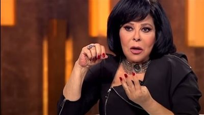 إسعاد يونس: اتشرفت بوجودي في «كامل العدد» والجمهور لم يتوقع تقديم جزء تاني 