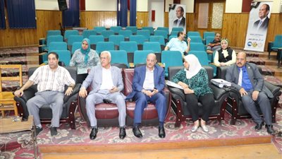 تفاصيل تقرير غرفة عمليات القاهرة عن امتحان اللغة الأجنبية الأولى للثانوية العامة 