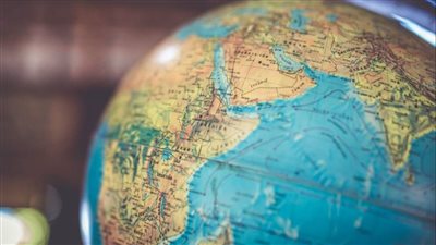 رحلة حول العالم في 80 يومًا.. كيف تمت في القرن الـ 21؟!