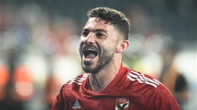 الصقر: الأهلي يعاني أزمة دفاعية واضحة.. والصفقات الجديدة لم تُحدث الفارق