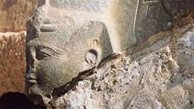 السفارة المصرية بسويسرا تتسلم رأس تمثال رمسيس الثاني