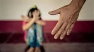 هربت من شدة التعذيب.. قصة طفلة عثر عليها تبكي بشوارع قنا 