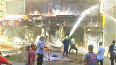 دفن شخص لقي مصرعه في حريق مطعم بعابدين