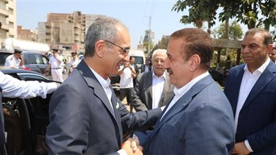 محافظ المنوفية ووزير الاتصالات يفتتحان مشروعات تكنولوجية وبريدية 