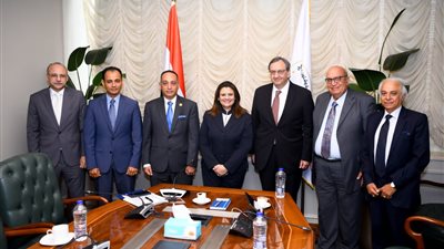 وزيرة الهجرة تبحث مع مؤسسة «HOME» دعم تقديم الخدمات الطبية بالقرى الأكثر احتياجا