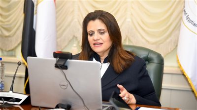 وزيرة الهجرة تلتقي أبناء الجاليتين المصريتين بالهند وباكستان لأول مرة 