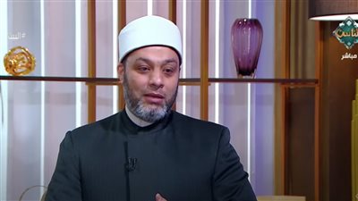 هل يجوز للخاطب منع خطيبته من الخروج؟.. أزهري يجيب