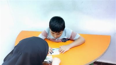 الشباب والرياضة تعلن استمرار جلسات التخاطب وتنمية المهارات والتكامل الحسي 