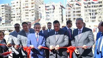 وزير التنمية المحليةومحافظ الغربية يفتتحان معرض صنع في الغربية للمنتجات اليدوية