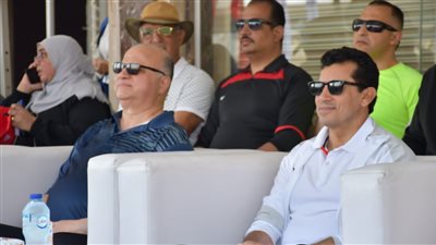 وزير الرياضة ومحافظ القاهرة يشهدان 