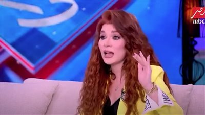 مطربة «مخصماك»: الست أذكى من الرجل.. وياسمين عز: «عمرنا ما سمعنا عن الطفلة المعجزة»
